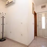 With Parking Space Mavarstica, Ciovo - 8685 Апартаменти *