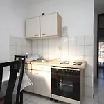 With Parking Space Mavarstica, Ciovo - 8685 Апартаменти Трогір