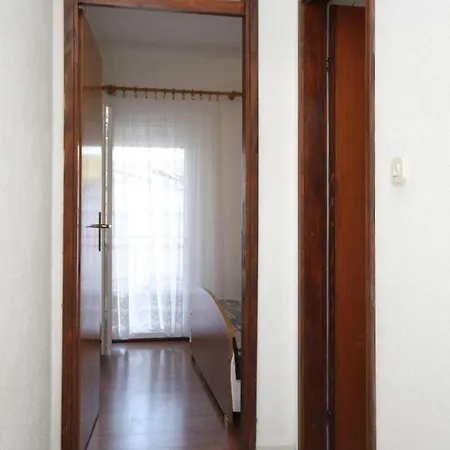 Apartment With Parking Space Mavarstica, Ciovo - 8685