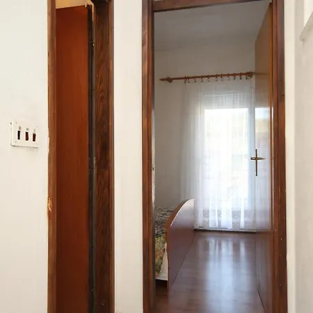 With Parking Space Mavarstica, Ciovo - 8685 Apartman