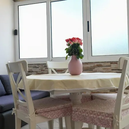 Apartment With Parking Space Mavarstica, Ciovo - 8685 *