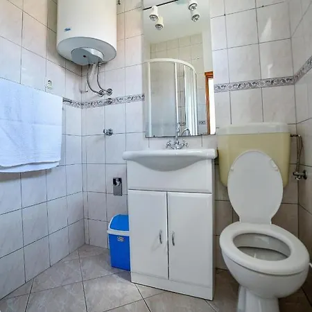 With Parking Space Mavarstica, Ciovo - 8685 Apartament *