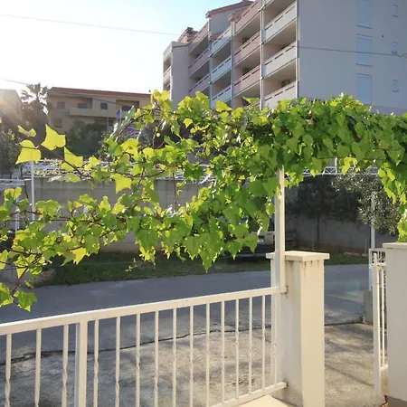 With Parking Space Mavarstica, Ciovo - 8685 *