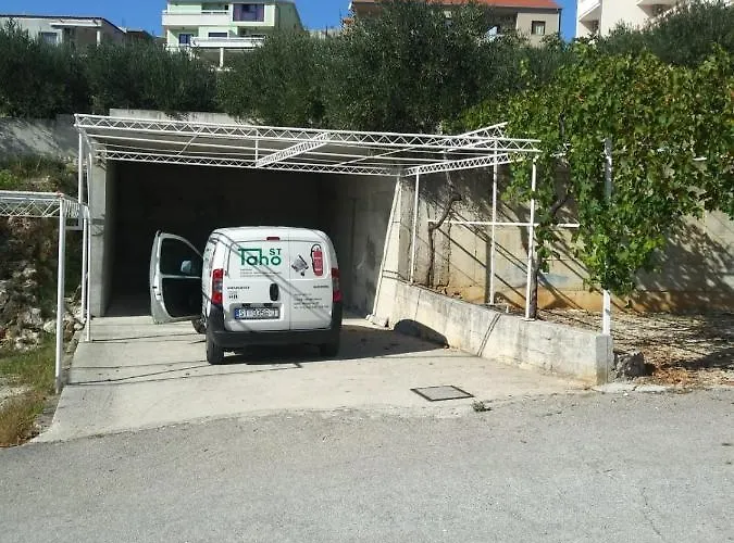 Appartement With Parking Space Mavarstica, Ciovo - 8685 Trogir