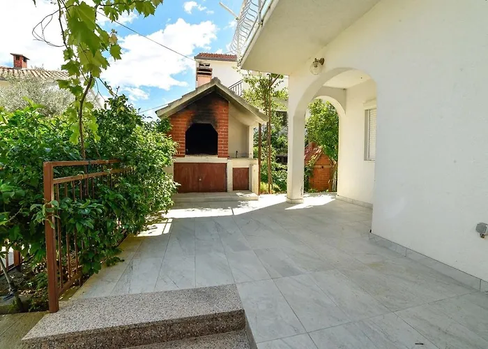 With Parking Space Mavarstica, Ciovo - 8685 公寓