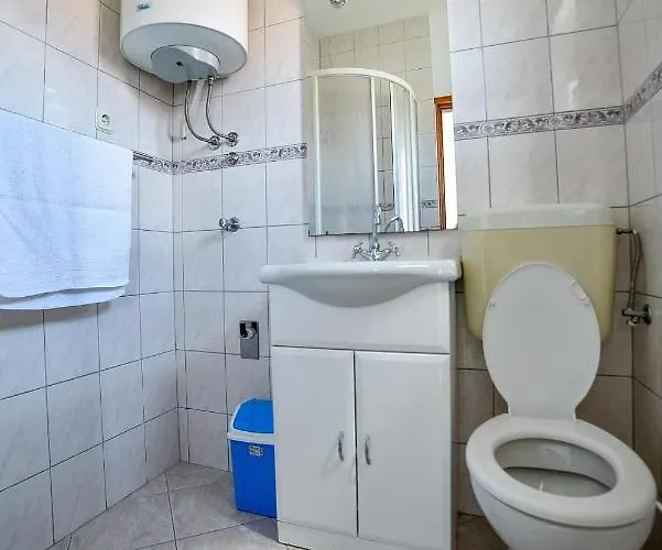 With Parking Space Mavarstica, Ciovo - 8685 Appartement *