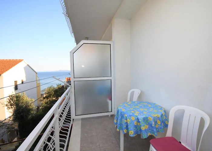 With Parking Space Mavarstica, Ciovo - 8685 Appartement *