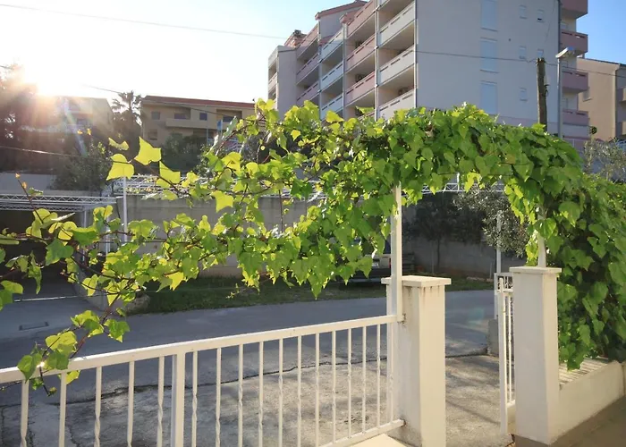 With Parking Space Mavarstica, Ciovo - 8685 *